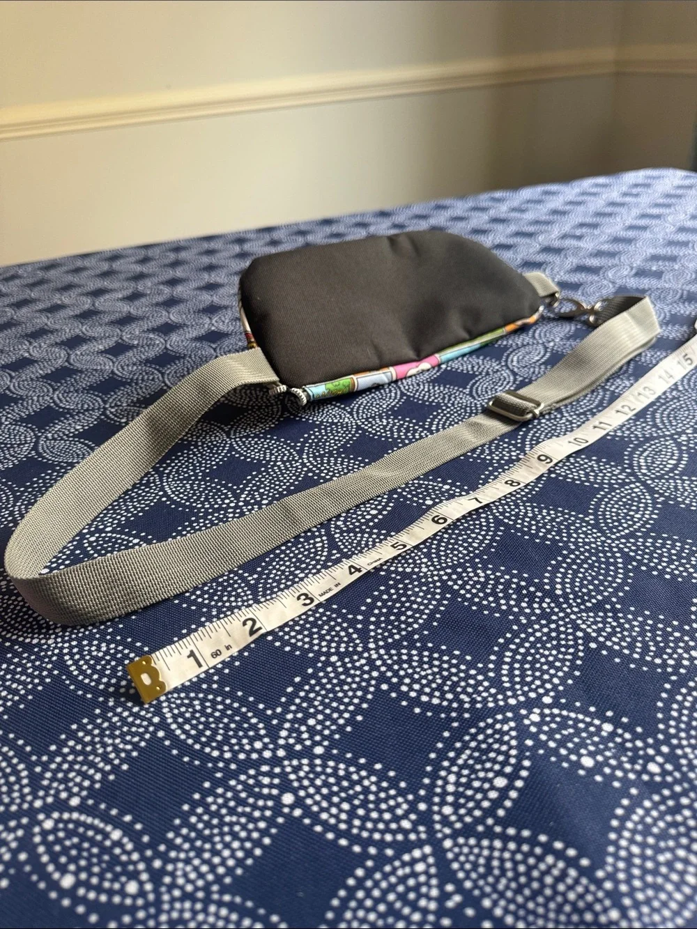 Peanuts Kids Comic-Print Fanny Pack with Gray Strap